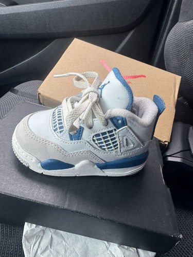 Jordan retro military blue - 4,