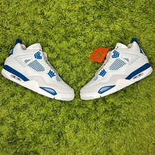Air Jordan 4 Military Blue